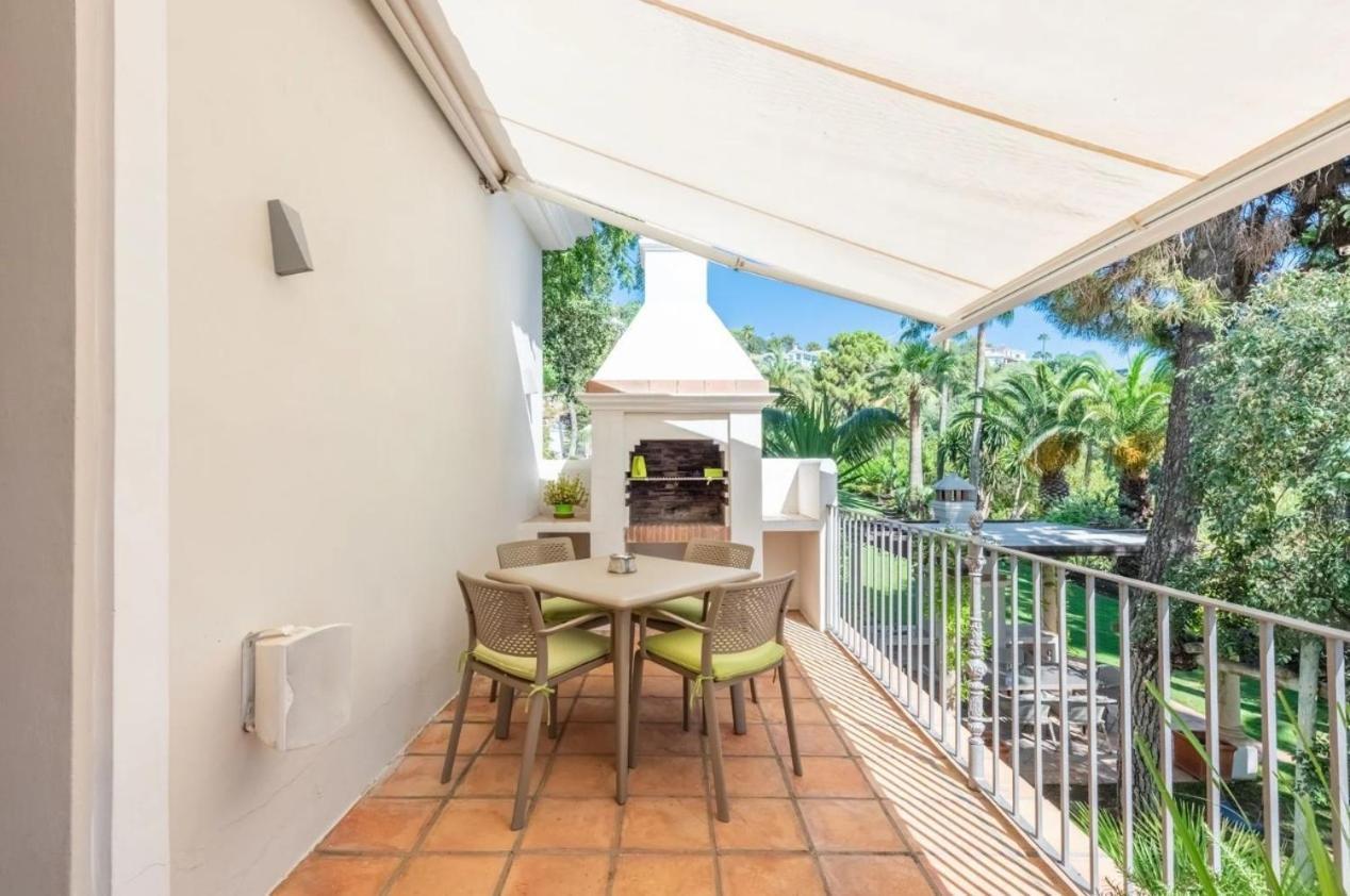 Villa De Lujo En El Paraiso De *